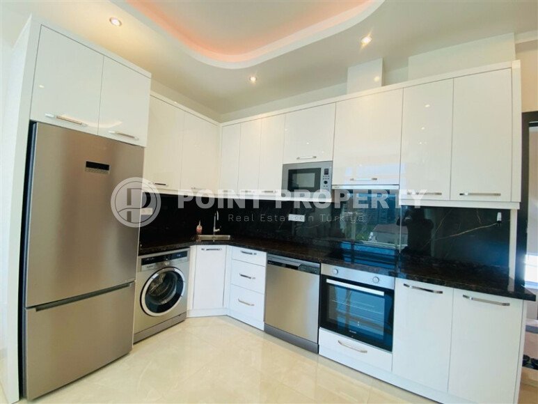 Bright apartment 1+1, 60 m² in Mahmutlar area-id-10132-photo-4