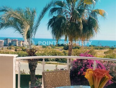 Apartment 2+1, 110 m² in the center of Alanya with a view of Cleopatra Beach and a residence permit-id-10143-photo-1