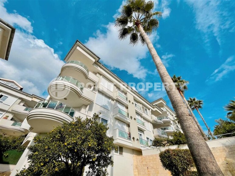 Apartment 2+1, 110 m² in the center of Alanya with a view of Cleopatra Beach and a residence permit-id-10143-photo-15