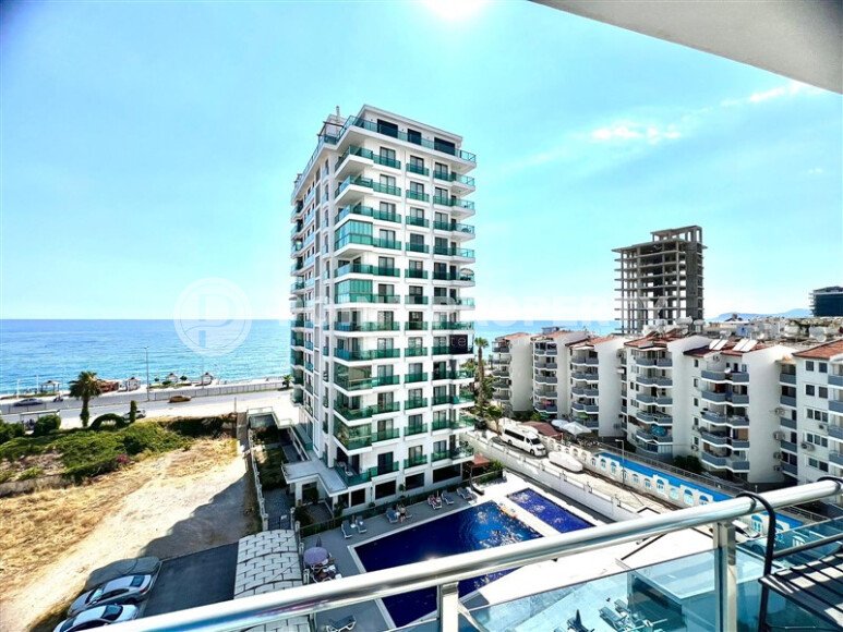 Spacious apartment 1+1, 70 m² in Mahmutlar with sea view-id-10148-photo-1