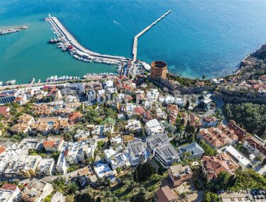 New residential project in Alanya, Kale: 2+1, 3+1 apartments and 5+1 duplexes with sea view-id-10151-photo-11