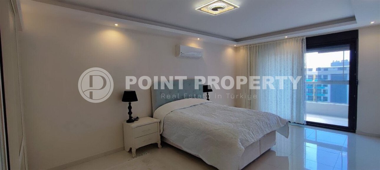 Spacious duplex 2+1, 150 m² in Kargicak near the sea-id-10166-photo-3