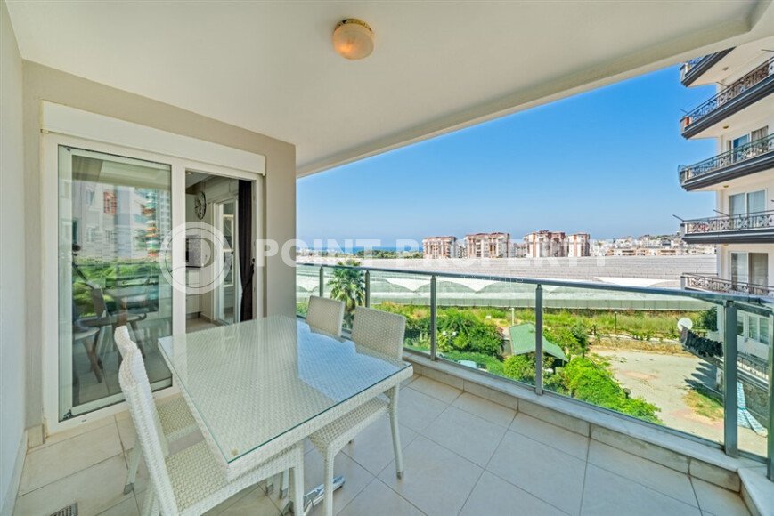 A comfortable 2+1 apartment, 90 m², with a sea view in a large complex, Avsallar district-id-10174-photo-11