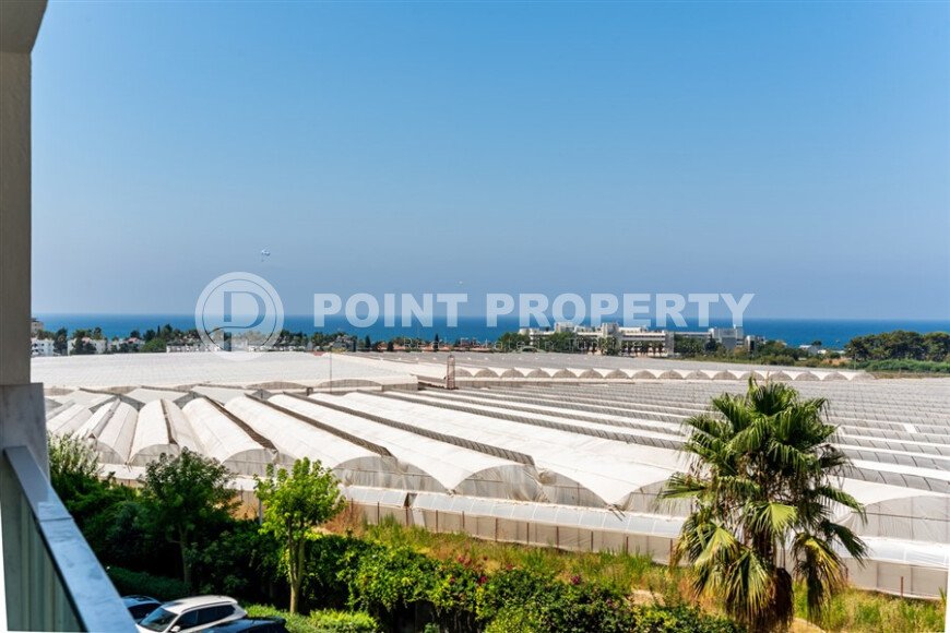 A comfortable 2+1 apartment, 90 m², with a sea view in a large complex, Avsallar district-id-10174-photo-12