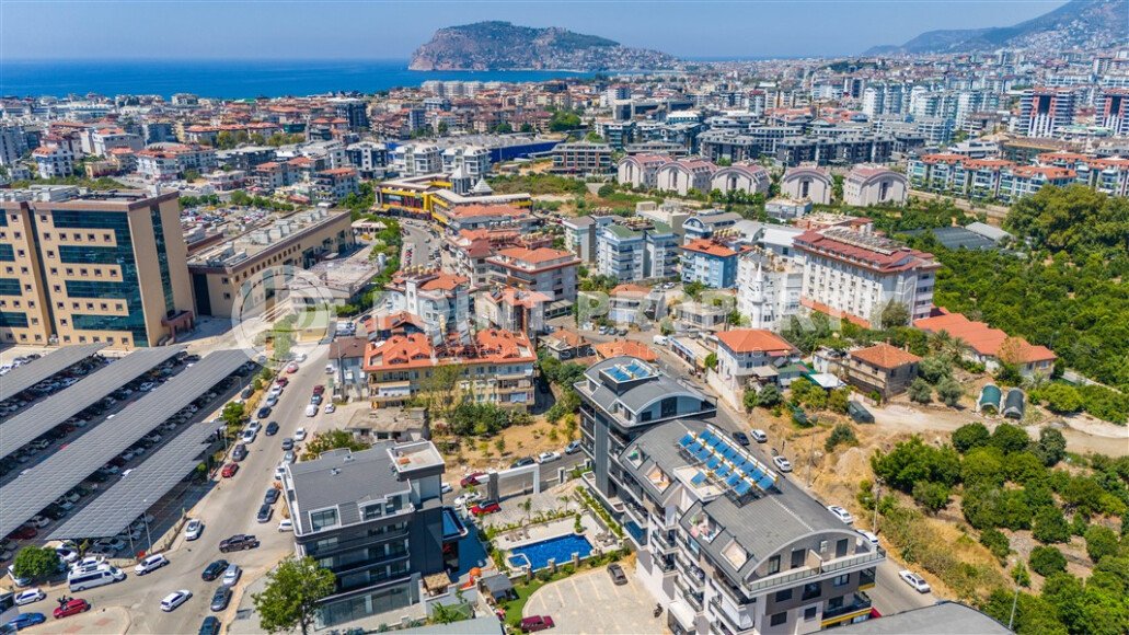 Two compact 1+1 apartments 900 meters from the sea, in the popular area of Alanya - Lower Oba-id-7405-photo-4
