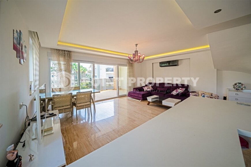 Comfortable 3+1 duplex, 170 m² with a private beach and rich infrastructure in Konakli-id-10179-photo-3