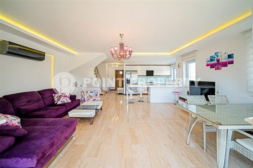 Comfortable 3+1 duplex, 170 m² with a private beach and rich infrastructure in Konakli-id-10179-photo-6
