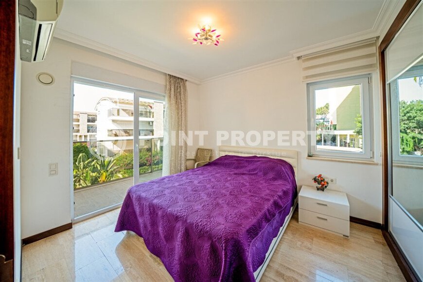 Comfortable 3+1 duplex, 170 m² with a private beach and rich infrastructure in Konakli-id-10179-photo-11