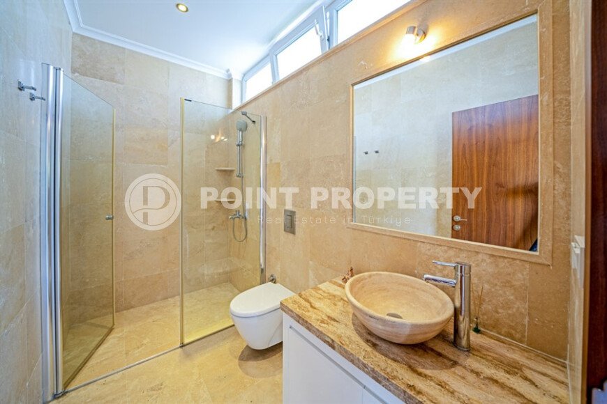 Comfortable 3+1 duplex, 170 m² with a private beach and rich infrastructure in Konakli-id-10179-photo-15