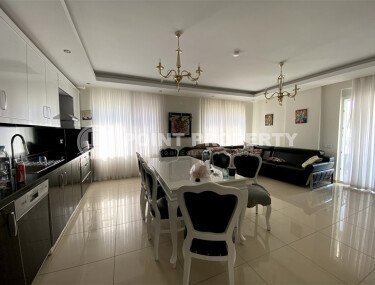 Spacious 3+1 apartment, 200 m² in Kargicak with sea views in a complex with a private beach-id-10182-photo-2