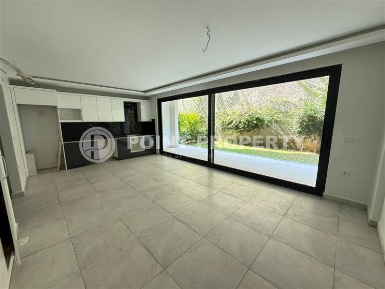 Garden duplex 2+1, 130 m² in Kargicak with a spacious terrace and infrastructure-id-10183-photo-2