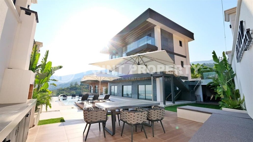 Stunning 4+1 villa, 525 m² in a modern style with panoramic views of the sea and the city-id-10196-photo-18