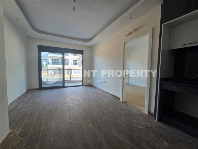 Modern apartment 1+1, 48 m² in Oba area, Alanya-id-10215-photo-1