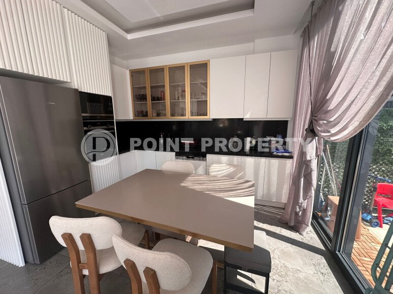 Дублекс 2+1 с выходом в сад в комплексе премиум класса в районе Каргыджак-id-10221-фото-3