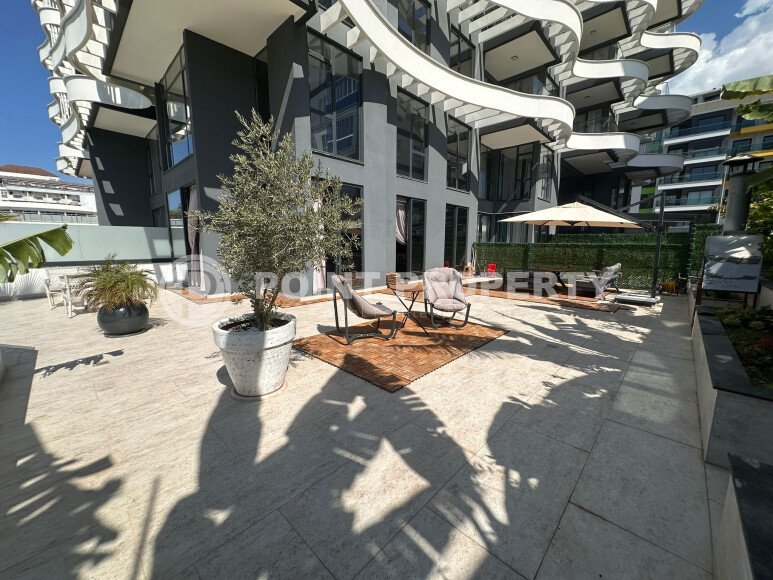 Дублекс 2+1 с выходом в сад в комплексе премиум класса в районе Каргыджак-id-10221-фото-9