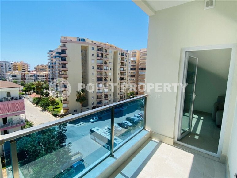Sunny 1+1 apartment, 62 m² in Mahmutlar with panoramic windows-id-10225-photo-8