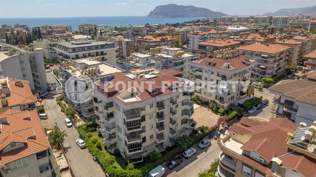 A cozy furnished two-level apartment 4+2 with an area of 190 m² in a residential complex with a swimming pool in Oba-id-10246-photo-1