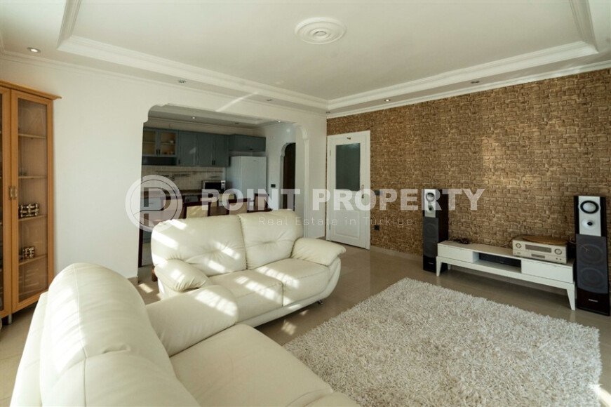 Уютная меблированная двухуровневая вартира 4+2 площадью 190 м² в жилом комплексе с бассейном в Оба-id-10246-фото-2