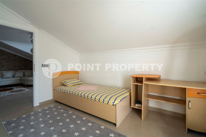 Уютная меблированная двухуровневая вартира 4+2 площадью 190 м² в жилом комплексе с бассейном в Оба-id-10246-фото-11