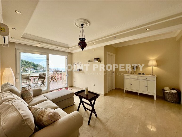 Вилла 100 м² с частным бассейном и мебелью в Тепе — подходит для оформления ВНЖ-id-10247-фото-2