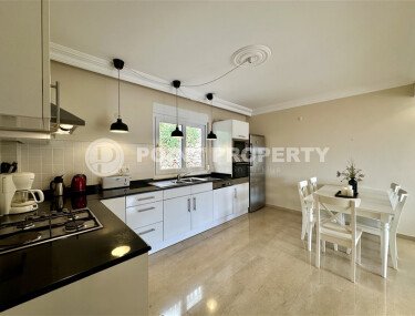 Вилла 100 м² с частным бассейном и мебелью в Тепе — подходит для оформления ВНЖ-id-10247-фото-4