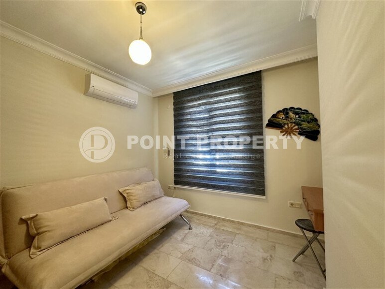 An impressive 240 m² of comfort in a bright duplex penthouse with a panoramic terrace in the center of Mahmutlar-id-10256-photo-6