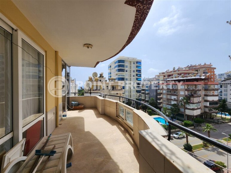 A cozy furnished apartment of 125 m² in a complex with infrastructure in Mahmutlar near the sea-id-10258-photo-13