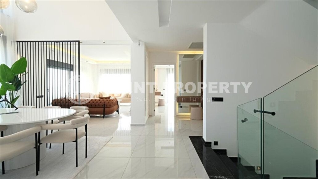 Magnificent modern villa 525 m², Bektaş area, with elevator and views of the sea and surrounding area-id-10274-photo-4