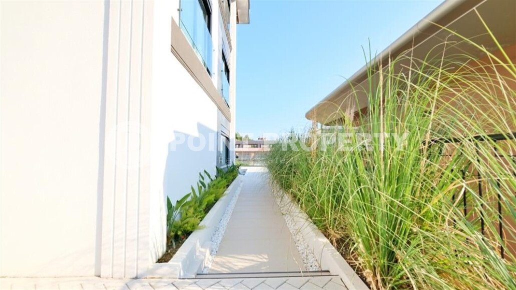 Magnificent modern villa 525 m², Bektaş area, with elevator and views of the sea and surrounding area-id-10274-photo-27
