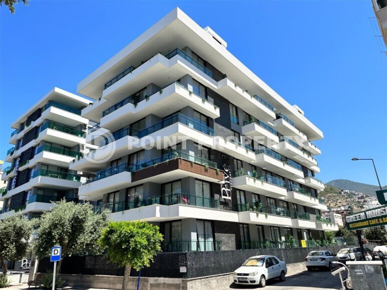 The project is under construction with the best location. Cleopatra Beach is 150 meters away.-id-1139-photo-2