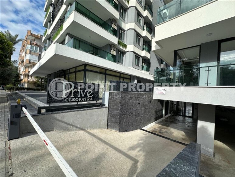 The project is under construction with the best location. Cleopatra Beach is 150 meters away.-id-1139-photo-3