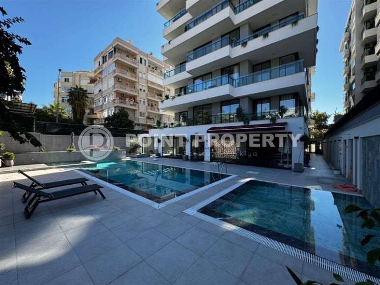 The project is under construction with the best location. Cleopatra Beach is 150 meters away.-id-1139-photo-4