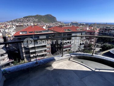 Компактные апартаменты 57 м2 с отличной локацией в самом центре Аланьи. 450 метров до пляжа Клеопатры.-id-3923-фото-1