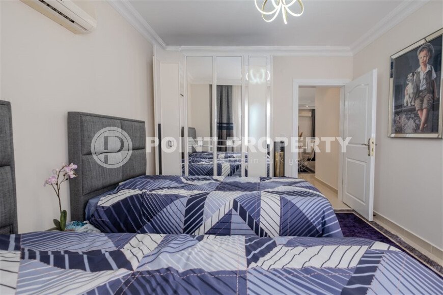 Просторная двухкомнатная квартира 125 м² с видом на море на первой береговой линии в Демирташе-id-10293-фото-9