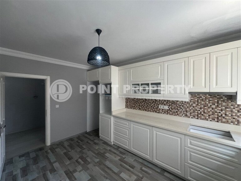 Квартира 2+1 вс частичным видом на море в комплексе на первой линии в Махмутларе-id-10309-фото-3