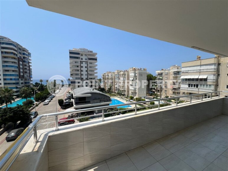 Квартира 2+1 вс частичным видом на море в комплексе на первой линии в Махмутларе-id-10309-фото-8