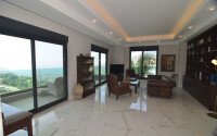 An elegant 351 m² villa with a panoramic terrace and sea views in a prestigious area of Alanya-id-10313-photo-5
