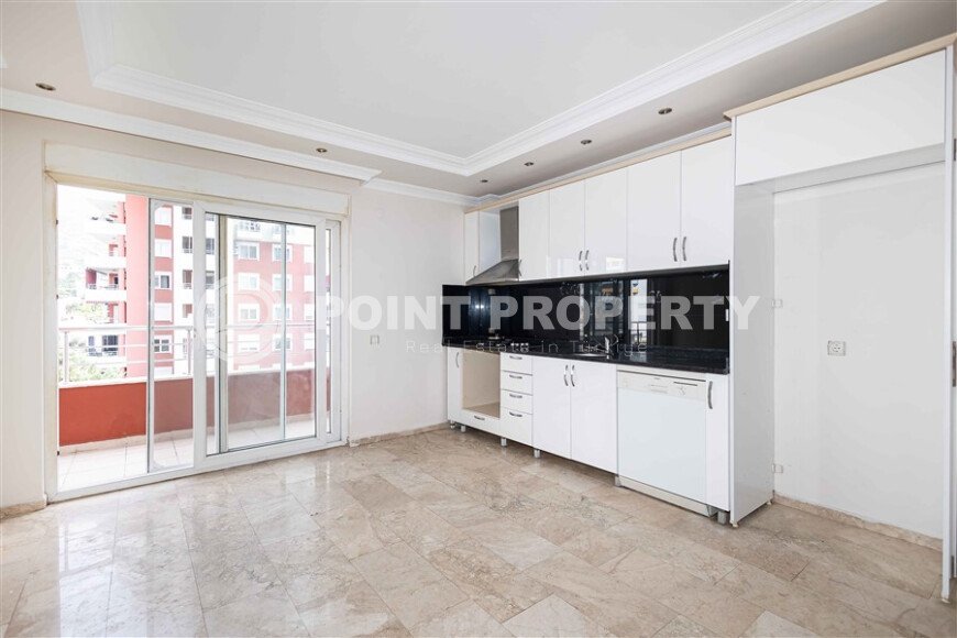 A bright 100 m² apartment in a cozy complex with a swimming pool and infrastructure in the Cikcilli area.-id-10314-photo-2