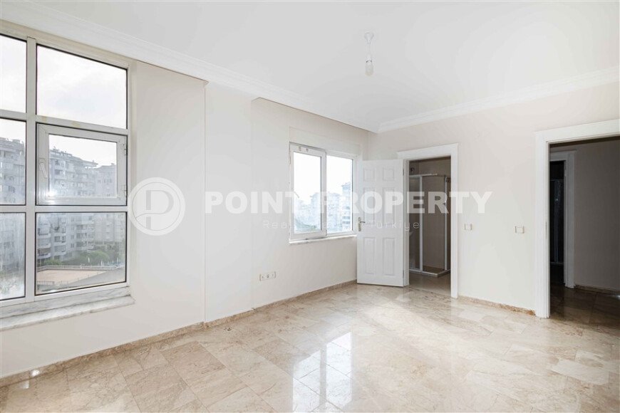 A bright 100 m² apartment in a cozy complex with a swimming pool and infrastructure in the Cikcilli area.-id-10314-photo-6