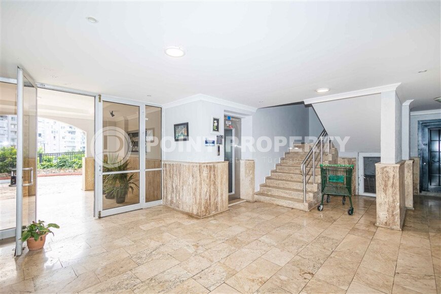 A bright 100 m² apartment in a cozy complex with a swimming pool and infrastructure in the Cikcilli area.-id-10314-photo-9