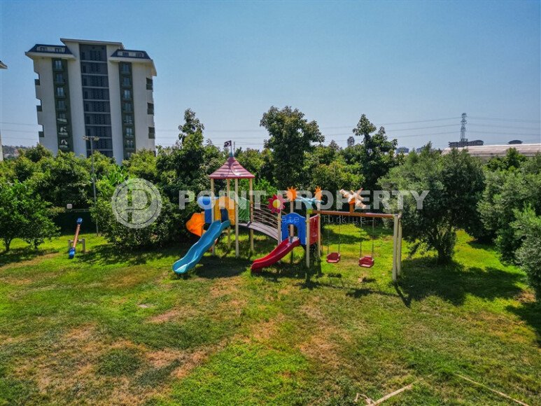 A spacious 2+1 apartment of 110 m² in a modern residential complex with rich infrastructure in the Demirtaş area-id-10316-photo-2
