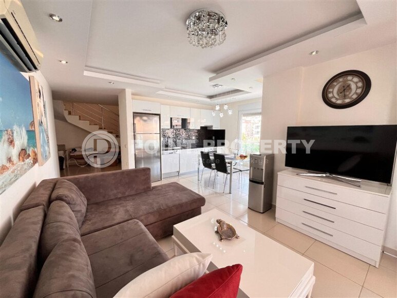 Bright duplex of 120 m² in a complex with rich infrastructure, Cikcilli-id-10337-photo-1