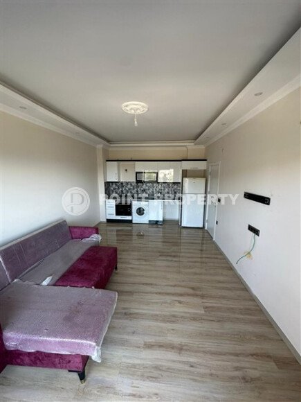 50 m² apartment with sea views, at an affordable price, Demirtaş district-id-10338-photo-2