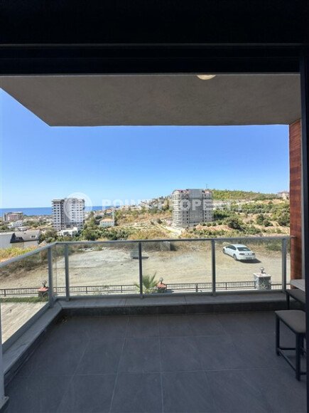 50 m² apartment with sea views, at an affordable price, Demirtaş district-id-10338-photo-5