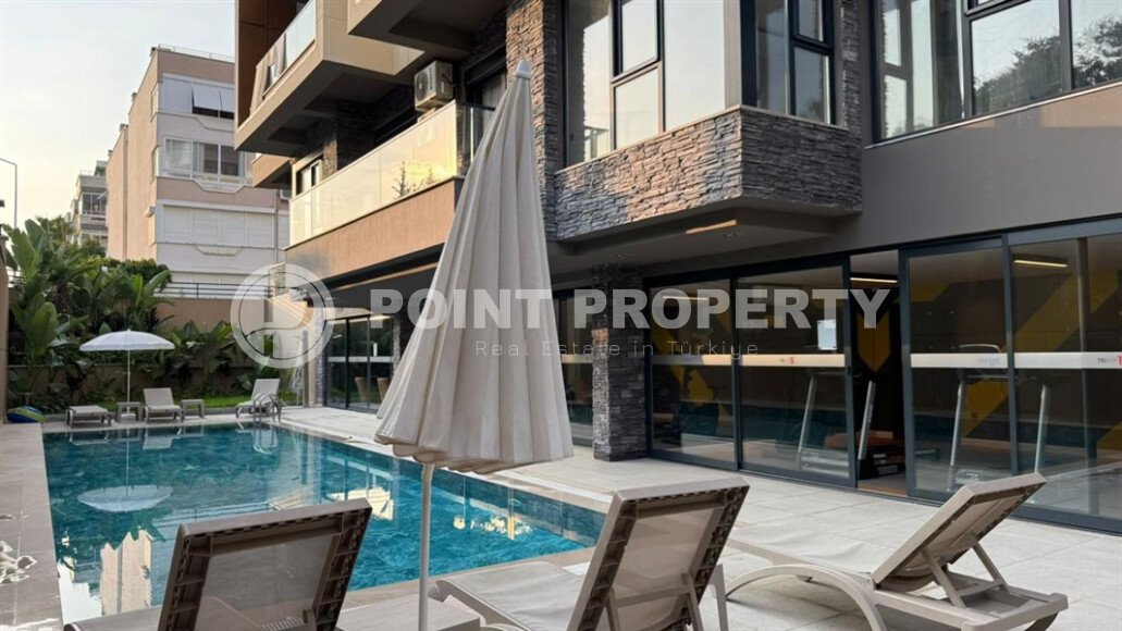 Modern 50 m² apartment near the sea, Obagol district-id-10345-photo-1