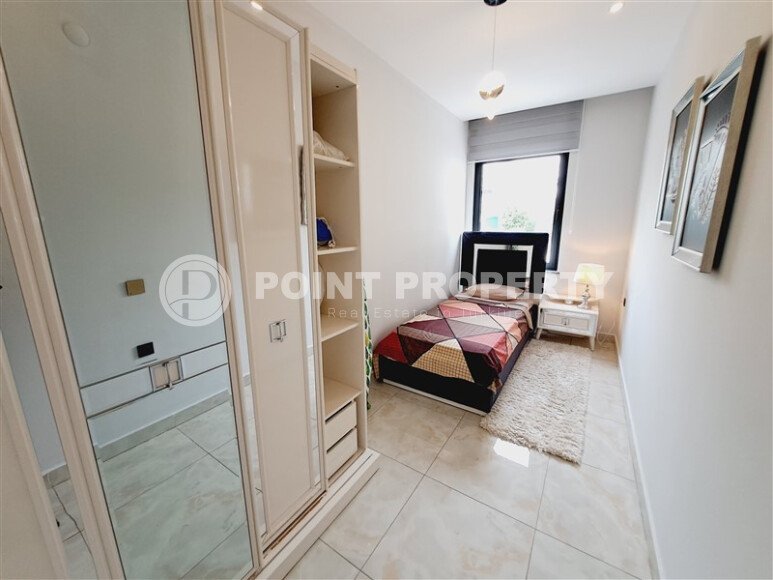 A modern, bright 2+1 apartment of 70 m² in the center of Alanya with luxurious infrastructure-id-10346-photo-6