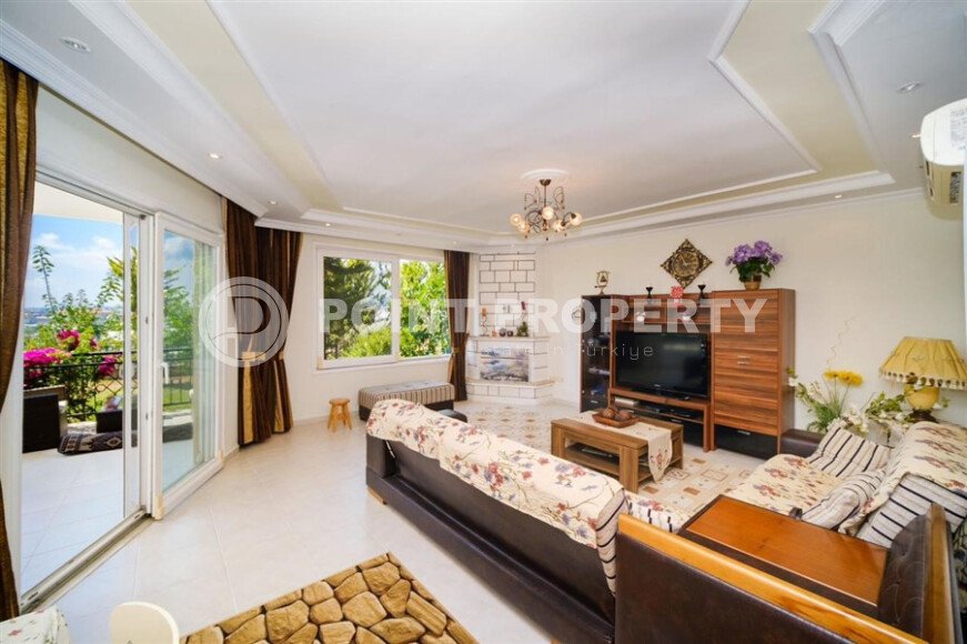 Spacious 3+1 villa in a complex with infrastructure in the Konakli area, residence permit-id-10347-photo-3