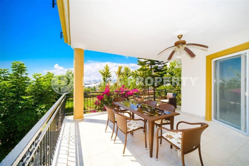 Spacious 3+1 villa in a complex with infrastructure in the Konakli area, residence permit-id-10347-photo-15