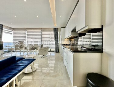 Modern apartment on the first line, 98 m², Mahmutlar area, sea view-id-10358-photo-5