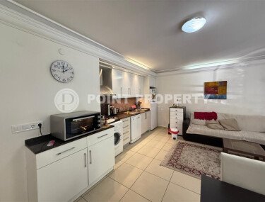 Spacious 1+1 apartment, 60 m², Alanya center, Cleopatra Beach area, with a residence permit-id-10362-photo-5